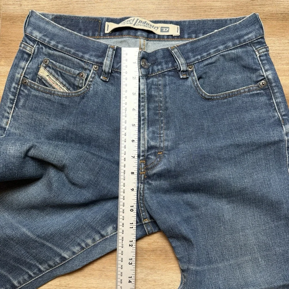 Diesel Jeans Men 30x24 Blue Regular Straight Leg Dirty Wash Denim (Tagged‎ 33)